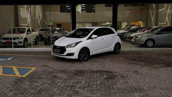 HYUNDAI HB20 1.6 COMFORT STYLE 16V FLEX 4P AUTOMÁTICO HYUNDAI HB20 1.6 COMFORT STYLE 16V FLEX 4P AUTOMÁTICO